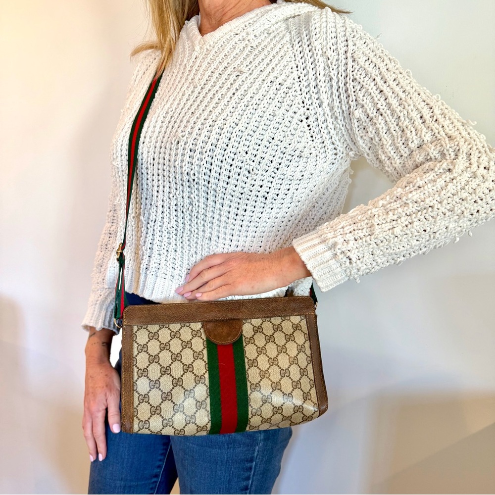 Gucci Authentic Monogram Sherry Line Clutch / Crossbody Bag - Picture 6 of 13
